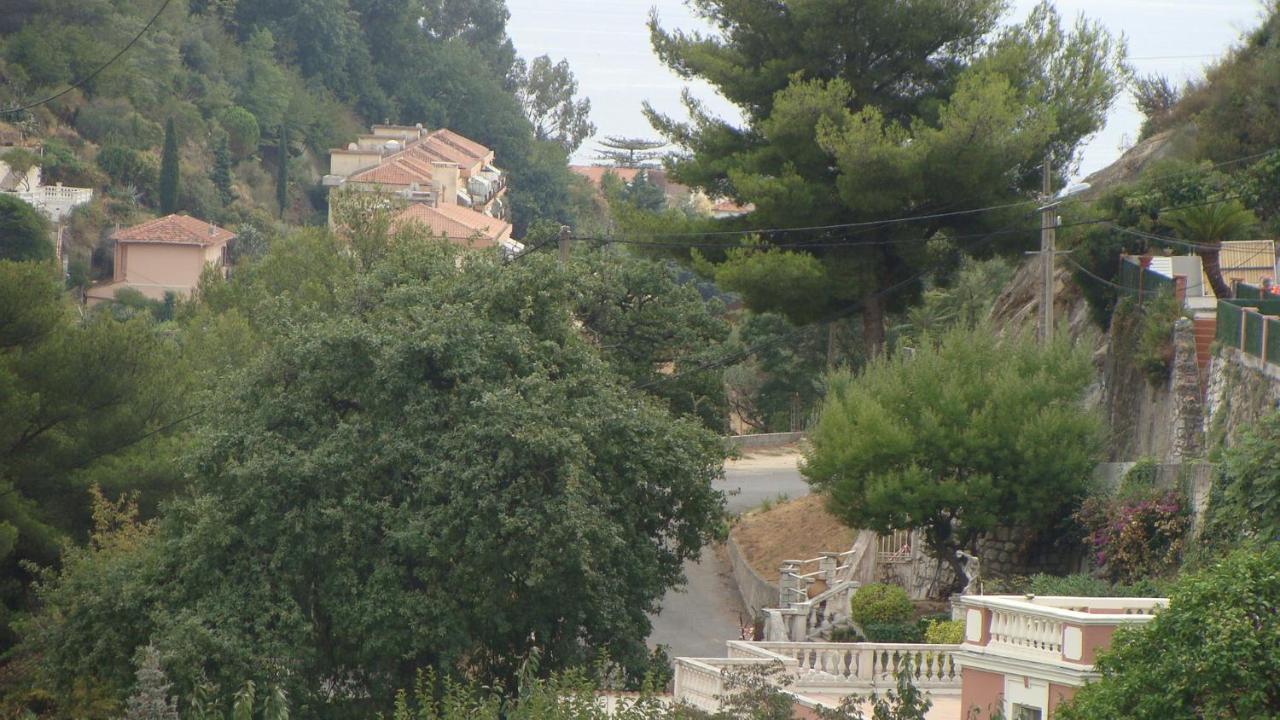 La Colline D'hote